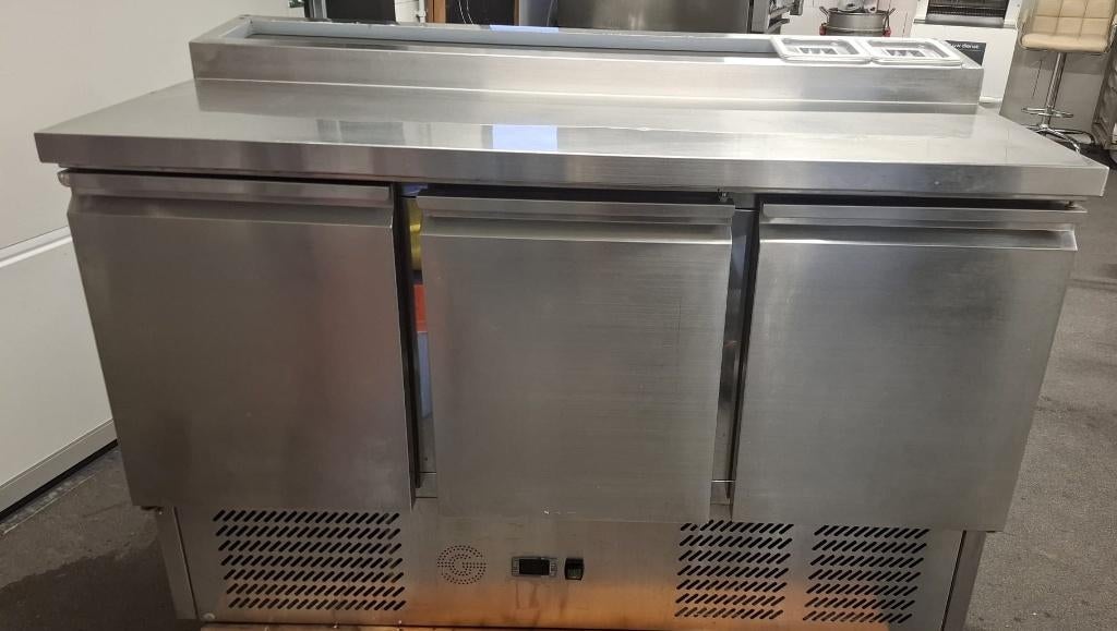 Koelwerkbank 3deurs met saladette, Ophalen