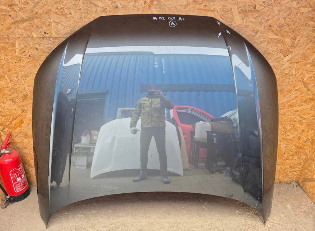 Audi A4 B9 8W 2015-2024 motorkap, Ophalen