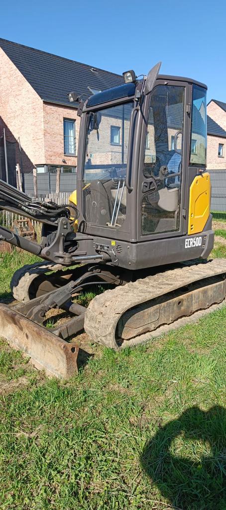 MINI PELLE VOLVO 2018  ECR 50 D  1320  HEURE BON ETAT, Articles professionnels, Machines & Construction | Grues & Excavatrices