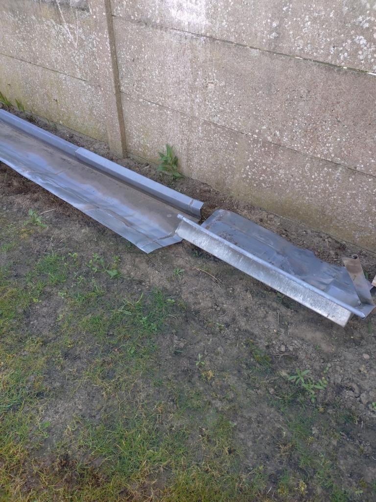 Gratis oude zinken goot. 5m, Doe-het-zelf en Bouw, Ophalen