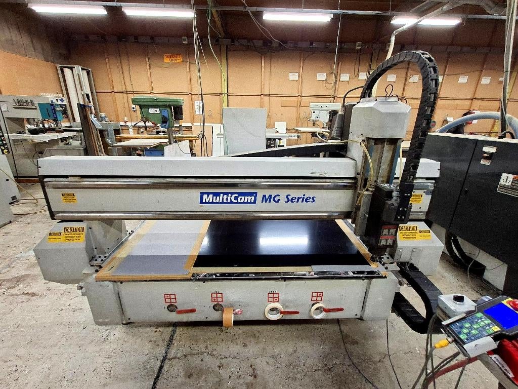 CNC Multicam MG204 + pompe Busch – en marche, Articles professionnels, Enlèvement