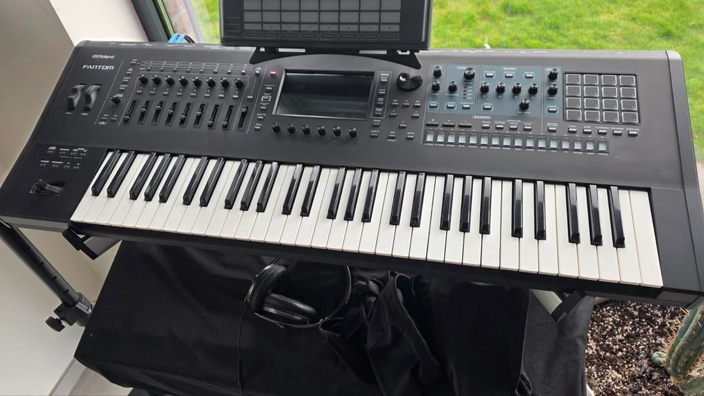Roland Fantôme 6 EX, Musique & Instruments, Claviers, Enlèvement, Roland