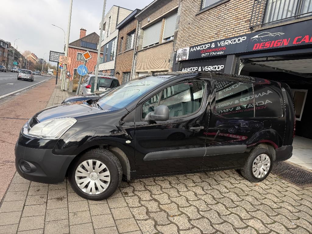 Citroen Berlingo 1.6HDI Boite Automatique*Lang Chassi*, Autos, Euro 5, Entreprise, 3 places, Carnet d'entretien