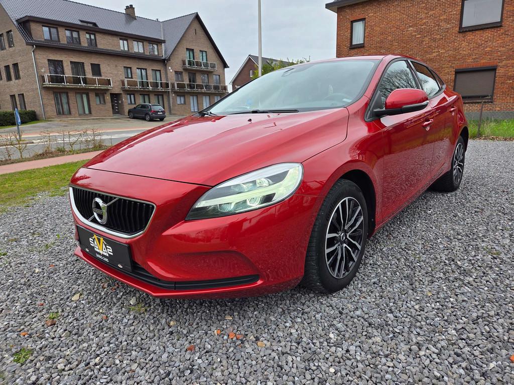 Volvo V40 V40 2.0 D2 Black Edition AdBlue (EU6d-TEMP), Auto's, Volvo, Stof, Gebruikt, 4 cilinders, 1969 cc