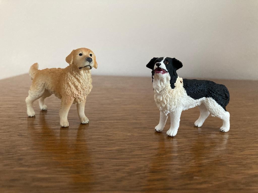 2 honden, merk Schleich, Verzamelen, Dierenverzamelingen, Ophalen of Verzenden, Zo goed als nieuw, Hond of Kat, Beeldje of Figuurtje
