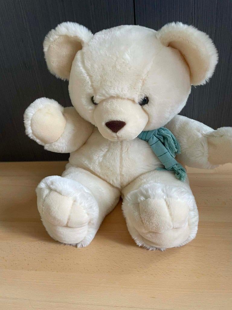 Grote knuffelbeer te koop voor 5 euro, Kinderen en Baby's, Speelgoed | Knuffels en Pluche, Ophalen of Verzenden