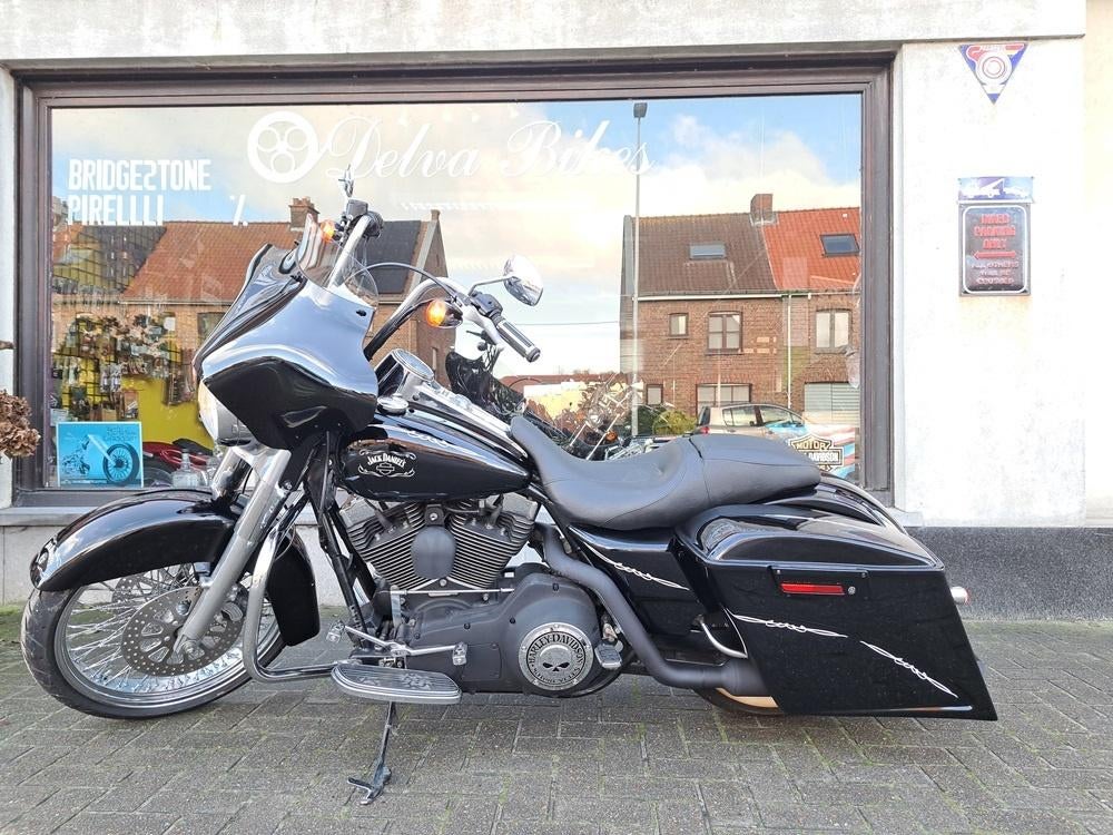 Harley FLHRS Roadking Spec -2004- 36194 km