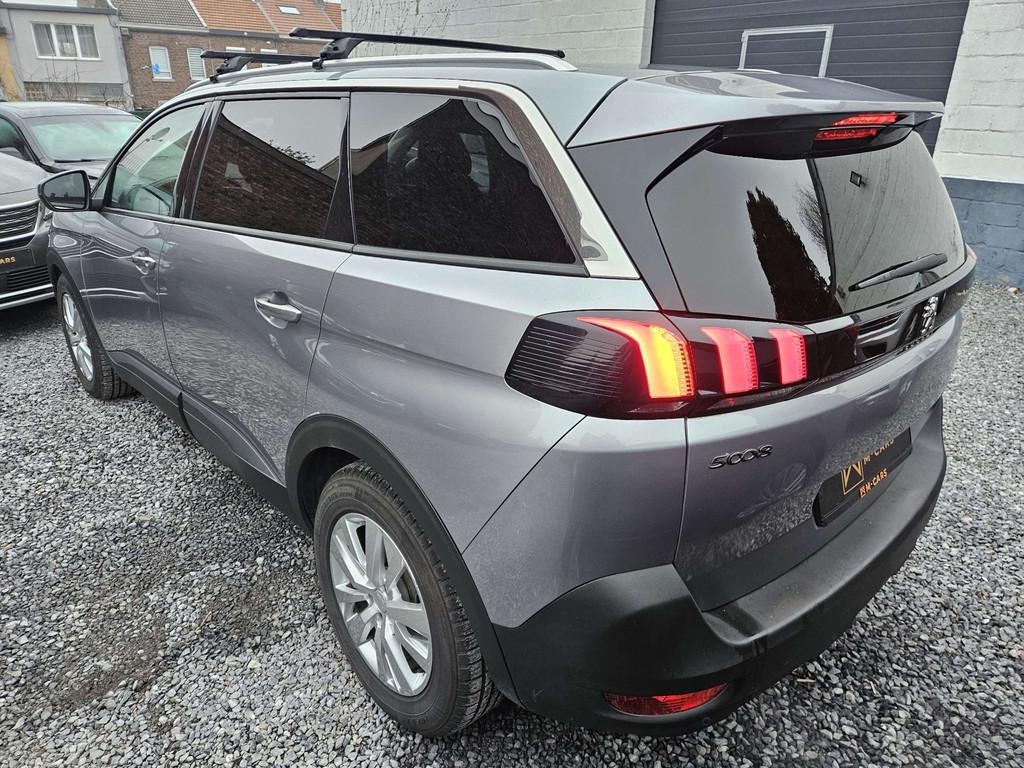 Peugeot 5008 7 PLACES * AUTOMATIQUE * (bj 2019, automaat), Auto's, Automaat, Stof, Gebruikt, 4 cilinders