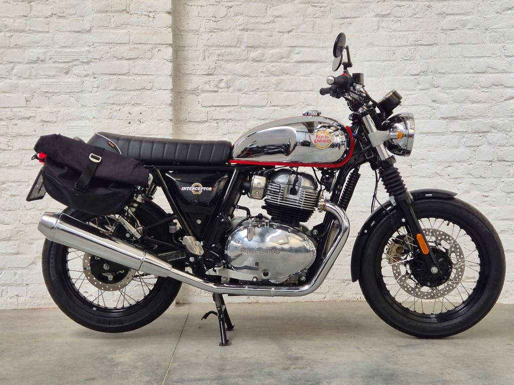ROYAL ENFIELD INTERCEPTOR 650 chrome edition @motomobilia, 2 cilinders, Bedrijf, Meer dan 35 kW, Minimaal motorrijbewijs A2