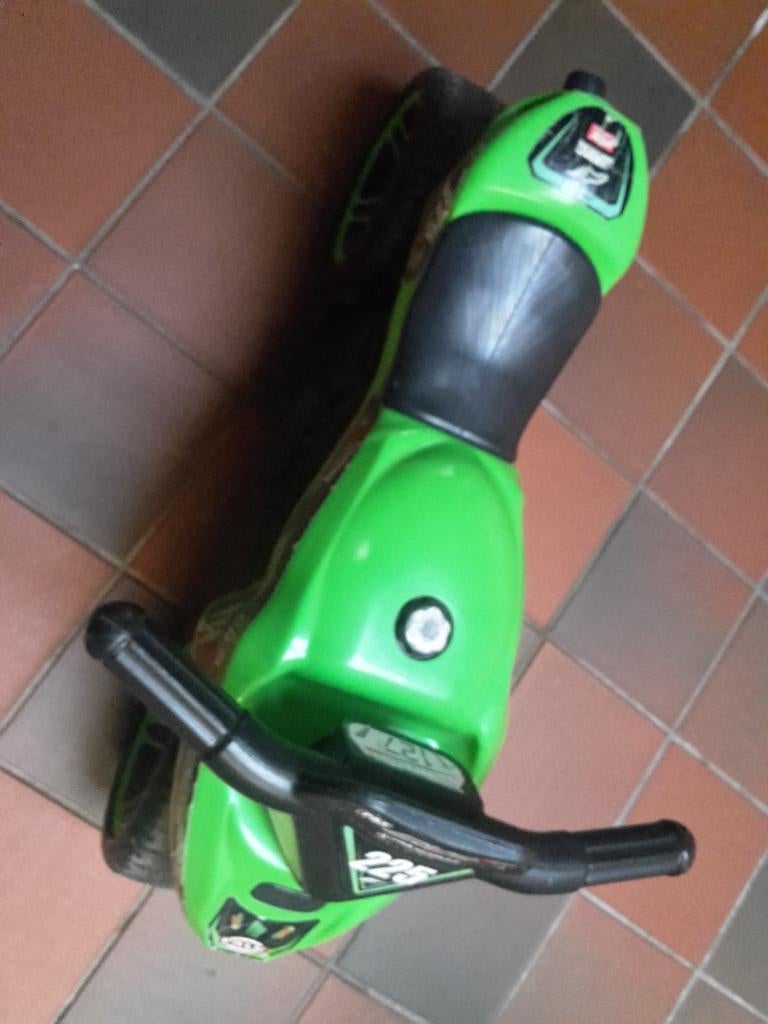 Speelgoed loopmotor voor kindjes van ongeveer 1,5 tot 3 jaar, Kinderen en Baby's, Speelgoed | Buiten | Voertuigen en Loopfietsen