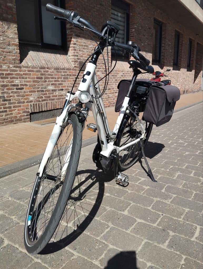 Electrische damesfiets merk Cube 7 versnellingen, Fietsen en Brommers, Elektrische fietsen, Ophalen, Cube