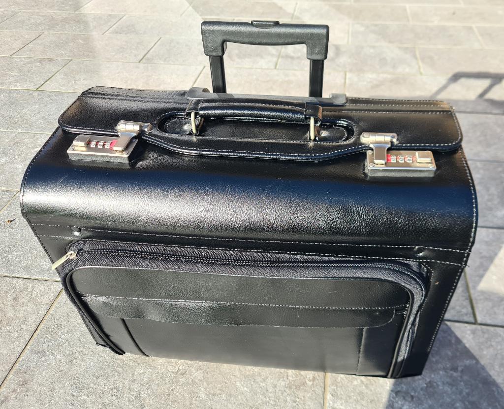 Pilotenkoffer, Ophalen, Zo goed als nieuw