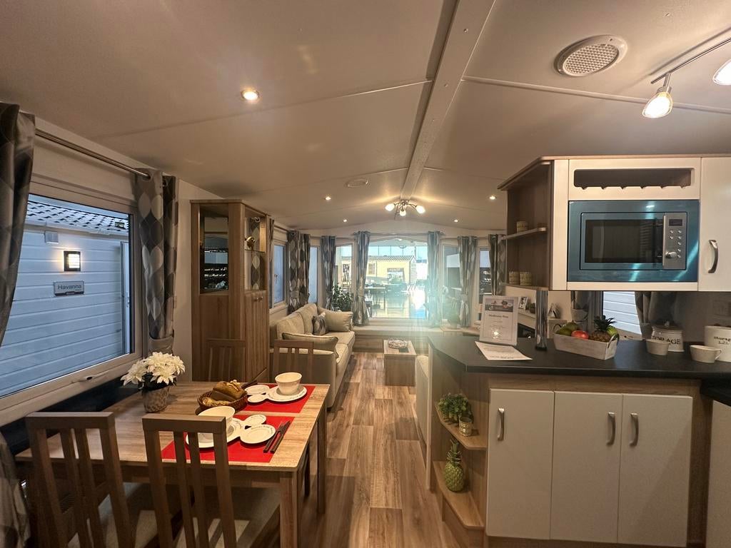 STOCK LUXUEUZE 4 SEIZOENS MULBERRY NEO 1100x400/2, Caravans en Kamperen, Stacaravans, Tot en met 6