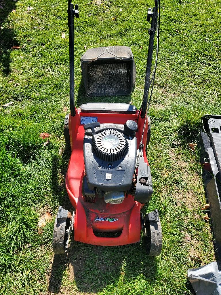 tondeuse a gazon essence moteur OHV, Enlèvement, Utilisé