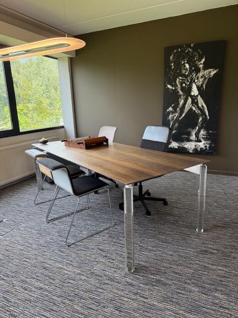 Iconisch H2-kantoor — Claire Bataille — Bulo, Huis en Inrichting, Bureaus, Klassiek, Ophalen, Zo goed als nieuw, Hout