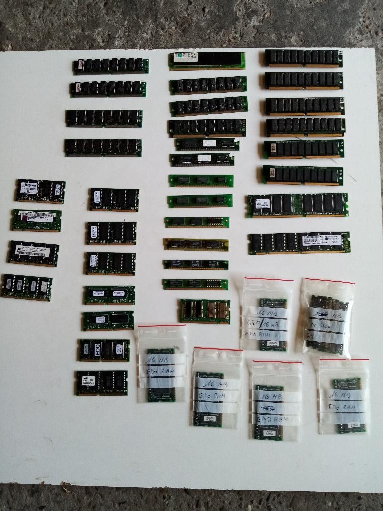 vele onderdelen van computers en laptops, Ophalen, Gebruikt