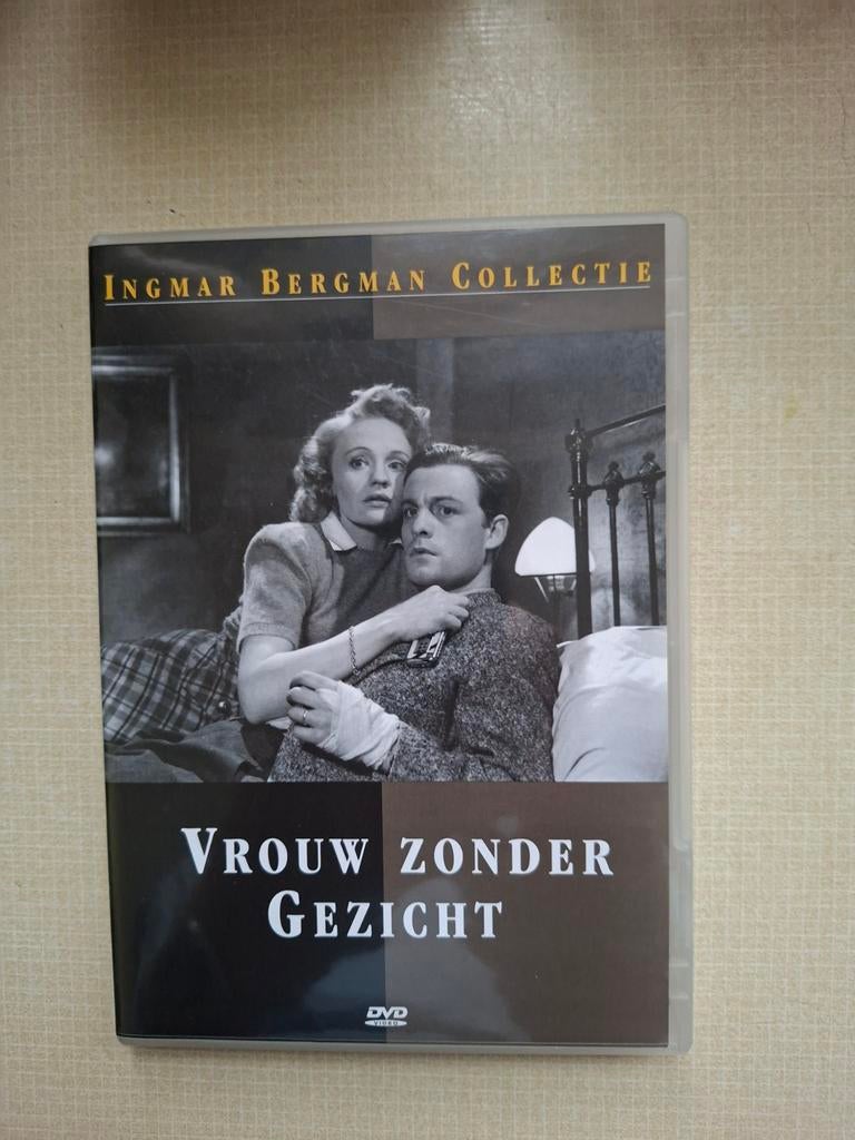 Vrouw zonder gezicht, Ophalen