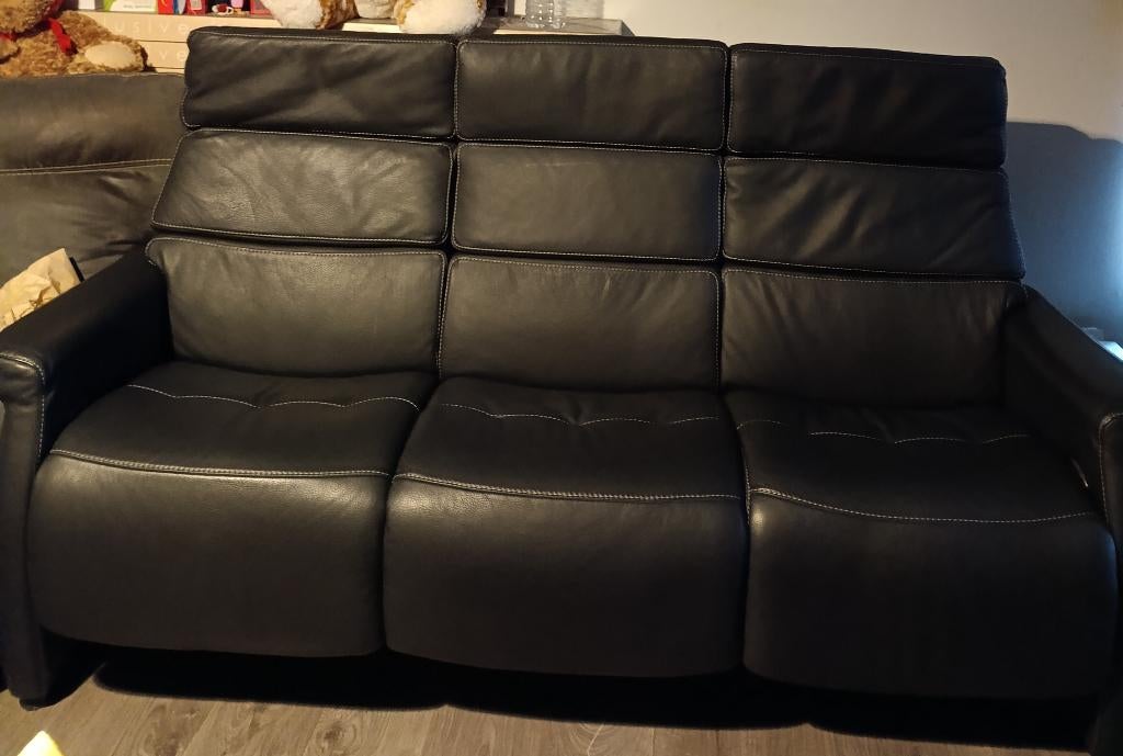 Nieuwe zwarte lederen salon driezit en twee zit met relexen, Huis en Inrichting, Zetels | Complete zithoeken, Ophalen, Nieuw, Leer