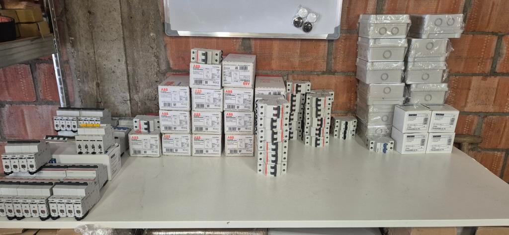 Kabels en Automaten, Ophalen