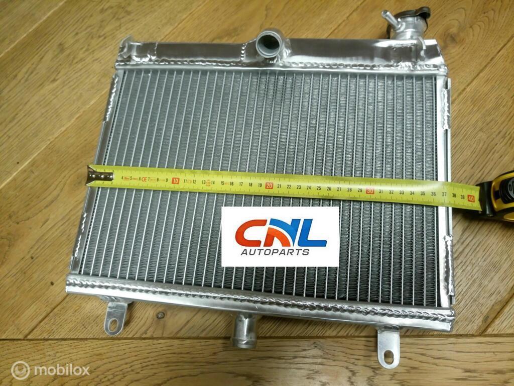 Radiator 1985-86 Suzuki Gamma RG 400/Suzuki Gamma RG 500, Motoren, Onderdelen | Suzuki, Nieuw, Ophalen of Verzenden