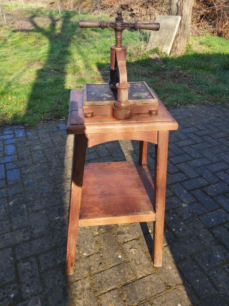 Boekenpers met pitchpine meubel, Antiek en Kunst, Ophalen