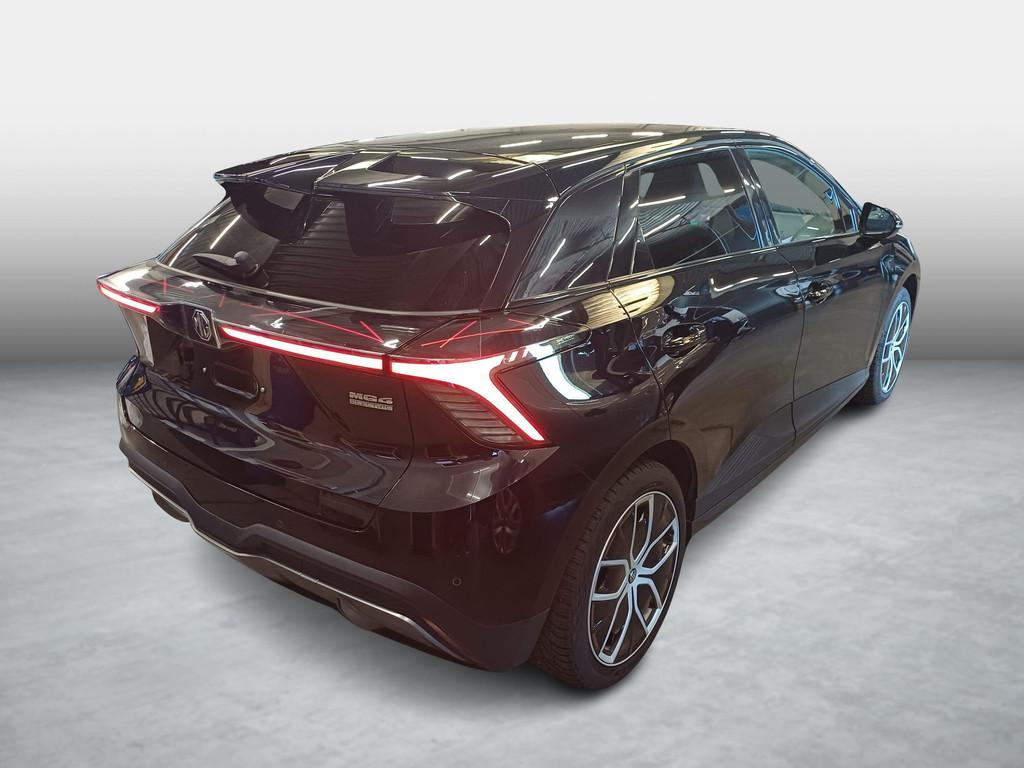 MG MG4 64 kWh Luxury (automatique), Autos, Achat, 5 portes, 5 places, Automatique