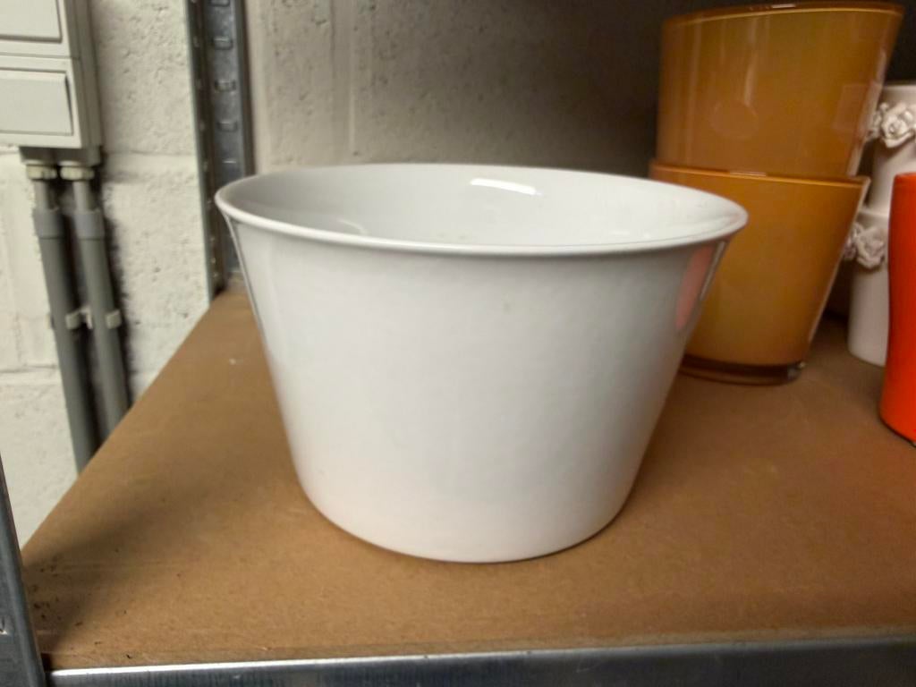 Witte bloempot, Tuin en Terras, Ophalen, Gebruikt, Rond, Minder dan 40 cm