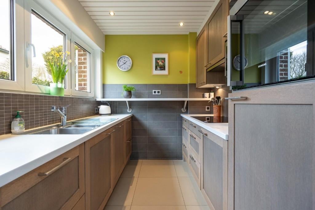 CUISINE AVEC APPAREILS ÉLECTROMÉNAGERS, Brun, Enlèvement, Autres matériaux, Cuisine à mur double