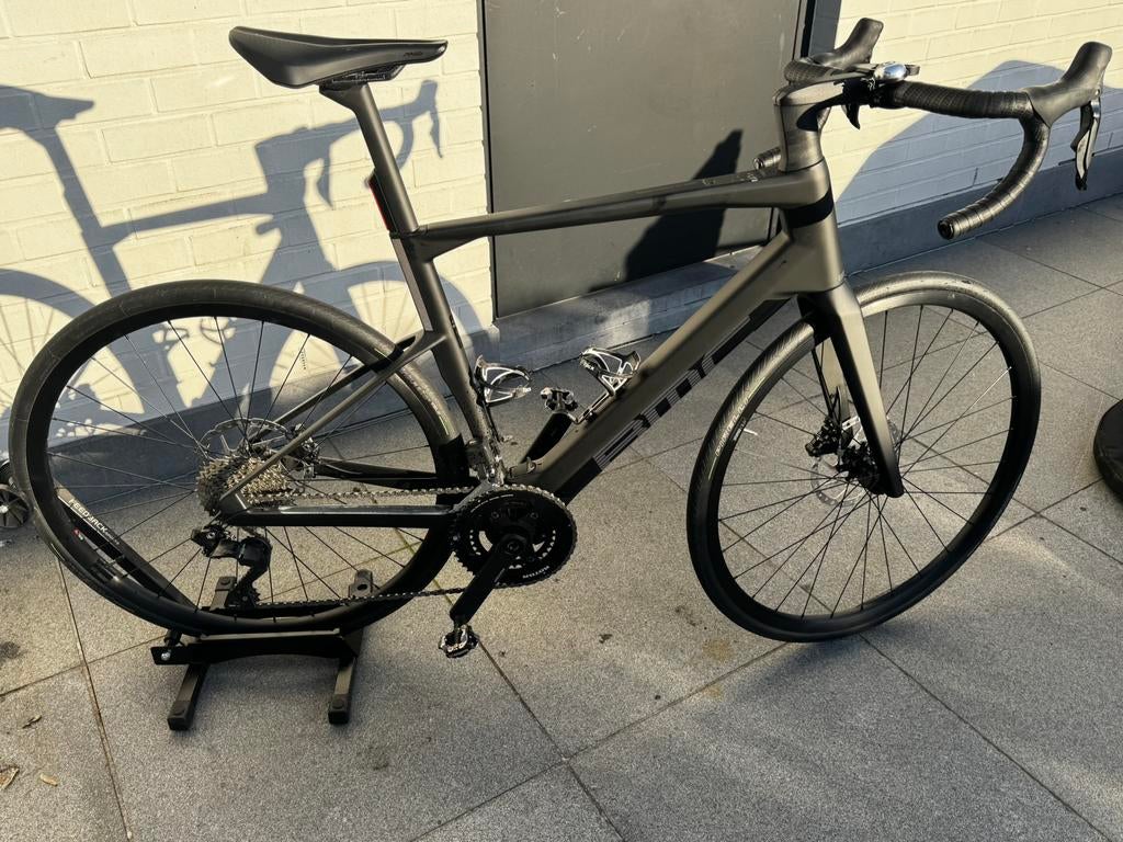 Bmc roadmachine 01 AMP Three - als nieuw slechts 435km, Fietsen en Brommers, Fietsen | Racefietsen, Ophalen, Zo goed als nieuw