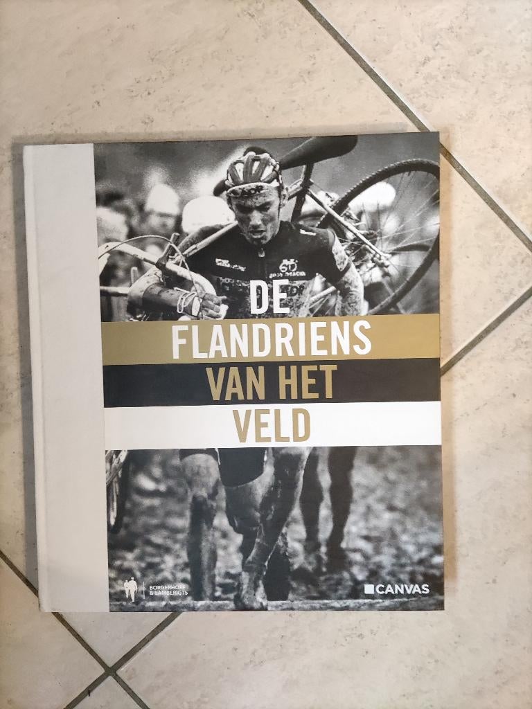 boek : De Flandriens van het veld (perfecte nieuwstaat), Ophalen of Verzenden, Zo goed als nieuw, Lopen en Fietsen