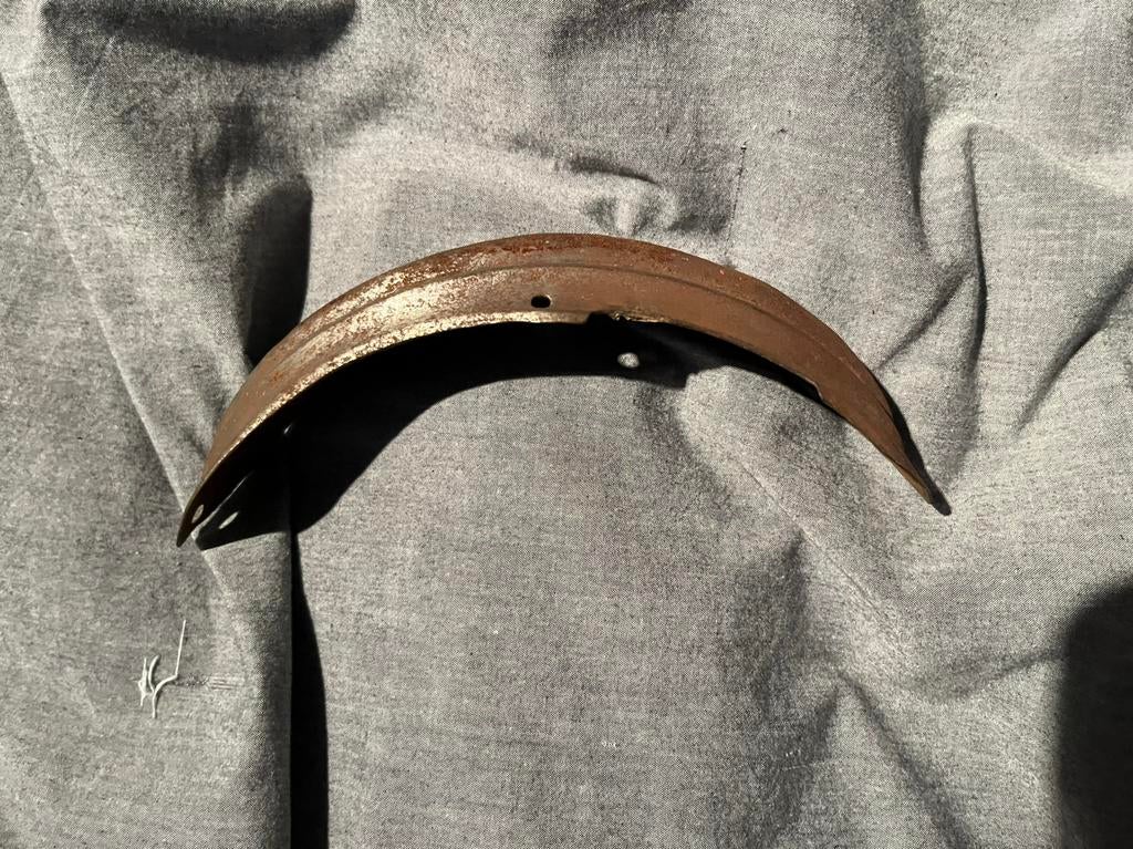 Kam Franse Adrian helm, Verzamelen, Verzenden, Landmacht, Helm of Baret