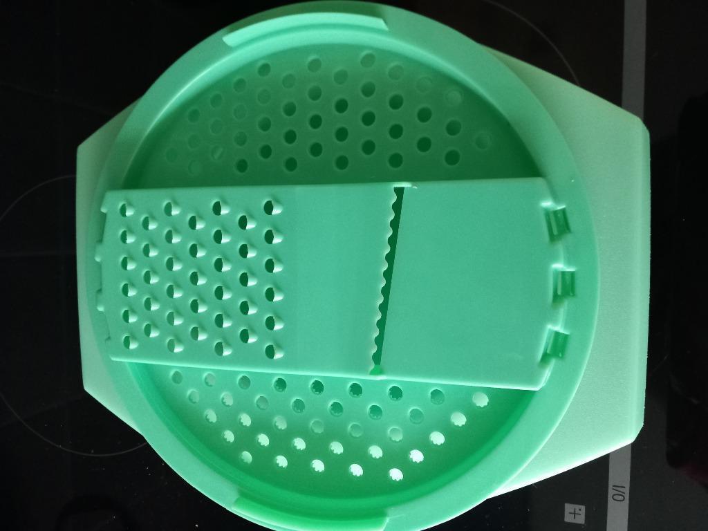 Râpe Tupperware, Maison & Meubles, Cuisine| Tupperware, Enlèvement, Comme neuf, Vert, Récipient ou Bol