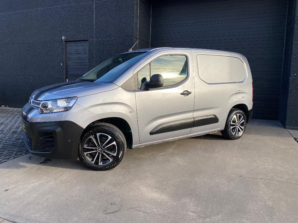 Citroën berlingo 1.5hdi - automaat -CarPlay camera - gekeurd, Auto's, Citroën, Stof, USB, 4 cilinders, Diesel