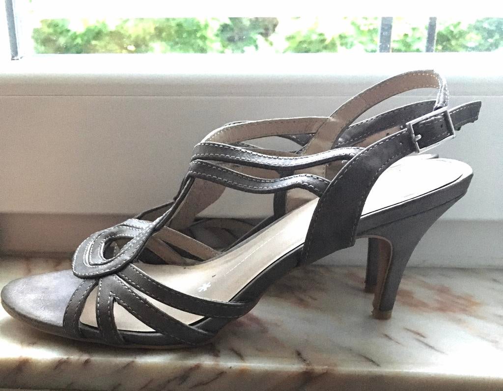 Sandalen maat 38 hakken 8cm, Sora, Ophalen of Verzenden, Zo goed als nieuw, Schoenen met hoge hakken