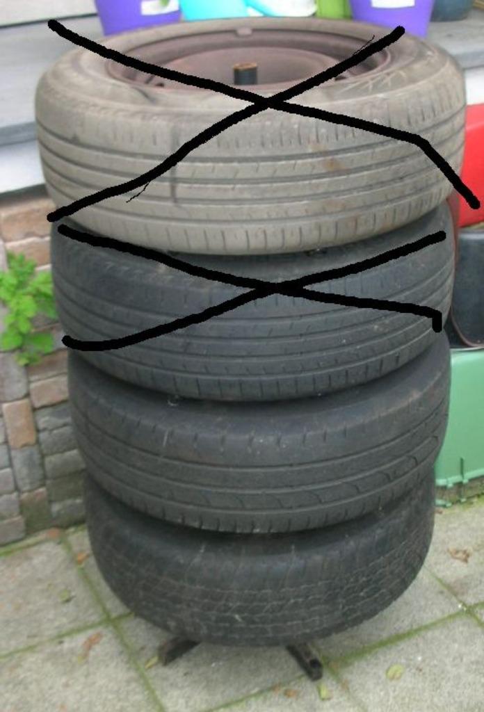 autobanden + bandenboom, Auto-onderdelen, Banden en Velgen, Ophalen of Verzenden, 15 inch, Band(en)