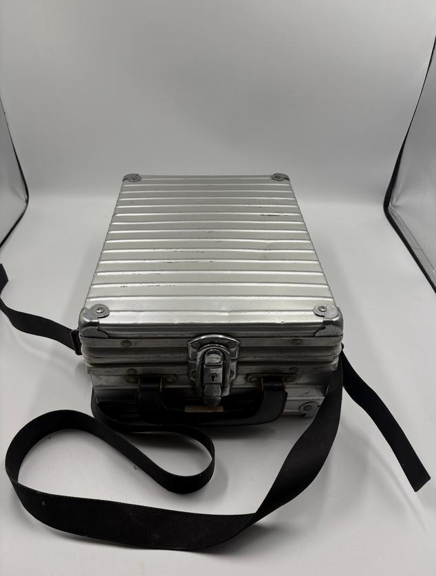 Nikon D3000 body + 2 objectifs + accessoirs et valise, Audio, Tv en Foto, Fotocamera's Digitaal, Ophalen of Verzenden, Nikon