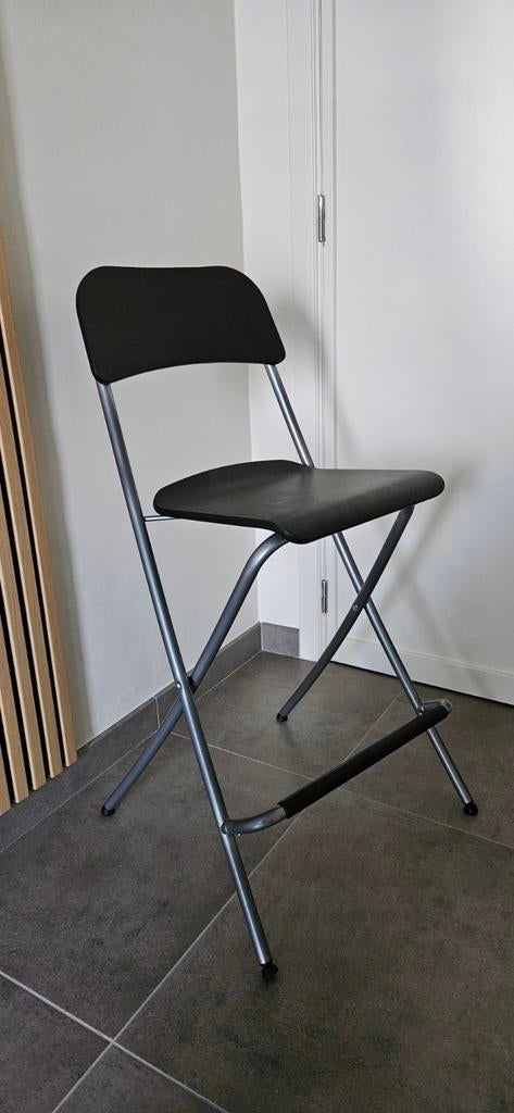 Opklapbare barkruk ( hoge stoel ), Ophalen