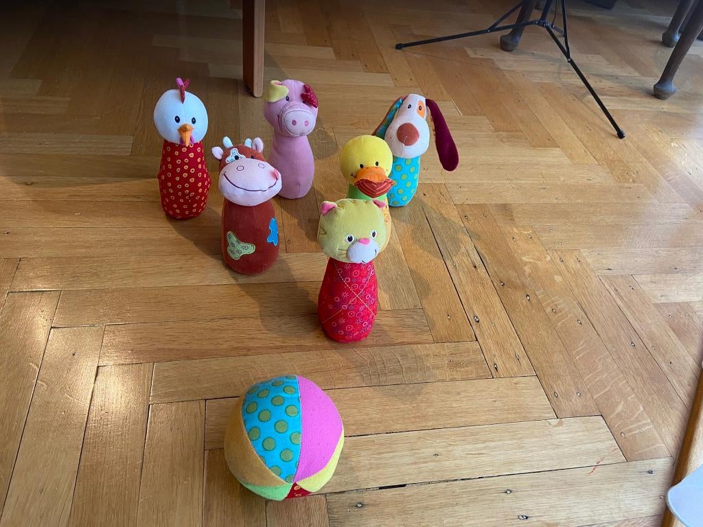 Lilliputiens Jeu de quilles + balle / bowling, Enfants & Bébés, Enlèvement, Utilisé, Garçon ou Fille