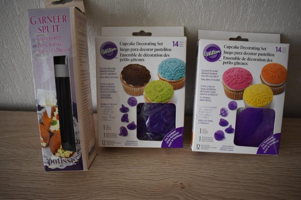 Decoreer/Garneerspuit en cupcake decoratieset, Ophalen, Zo goed als nieuw, Taarten, Versiering