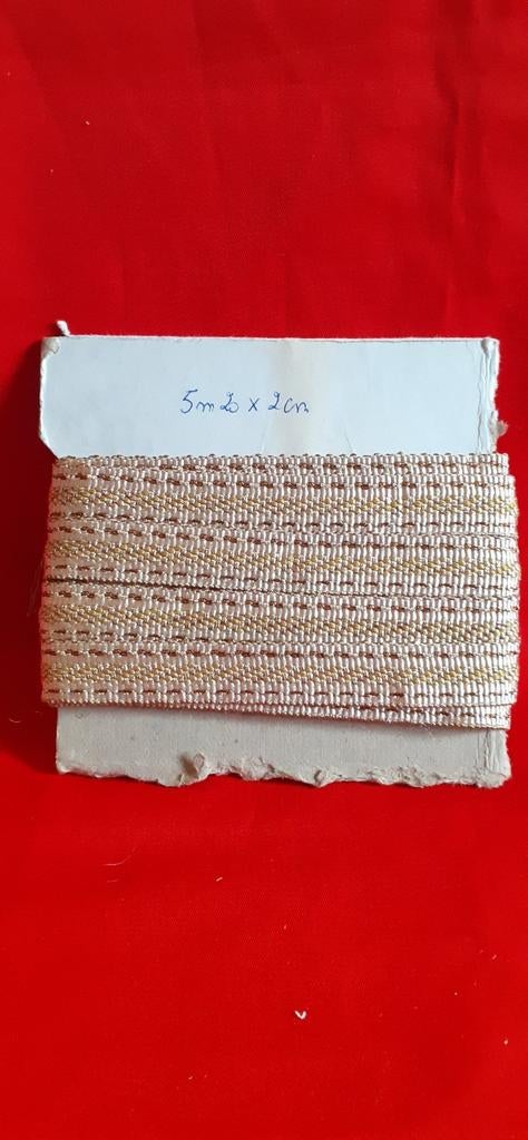 Galon de tapisserie, Hobby & Loisirs créatifs, Enlèvement ou Envoi, Comme neuf