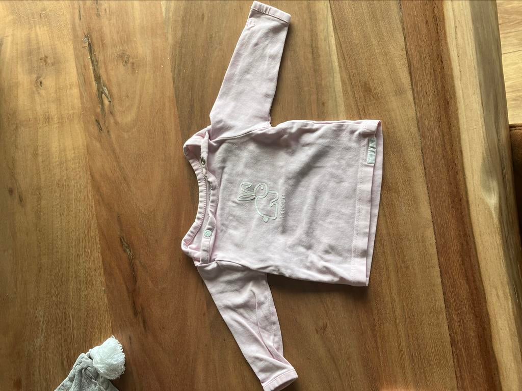 T-shirt roze met konijn merk Noppies maat 50, Kinderen en Baby's, Ophalen of Verzenden, Zo goed als nieuw, Meisje, Shirtje of Longsleeve