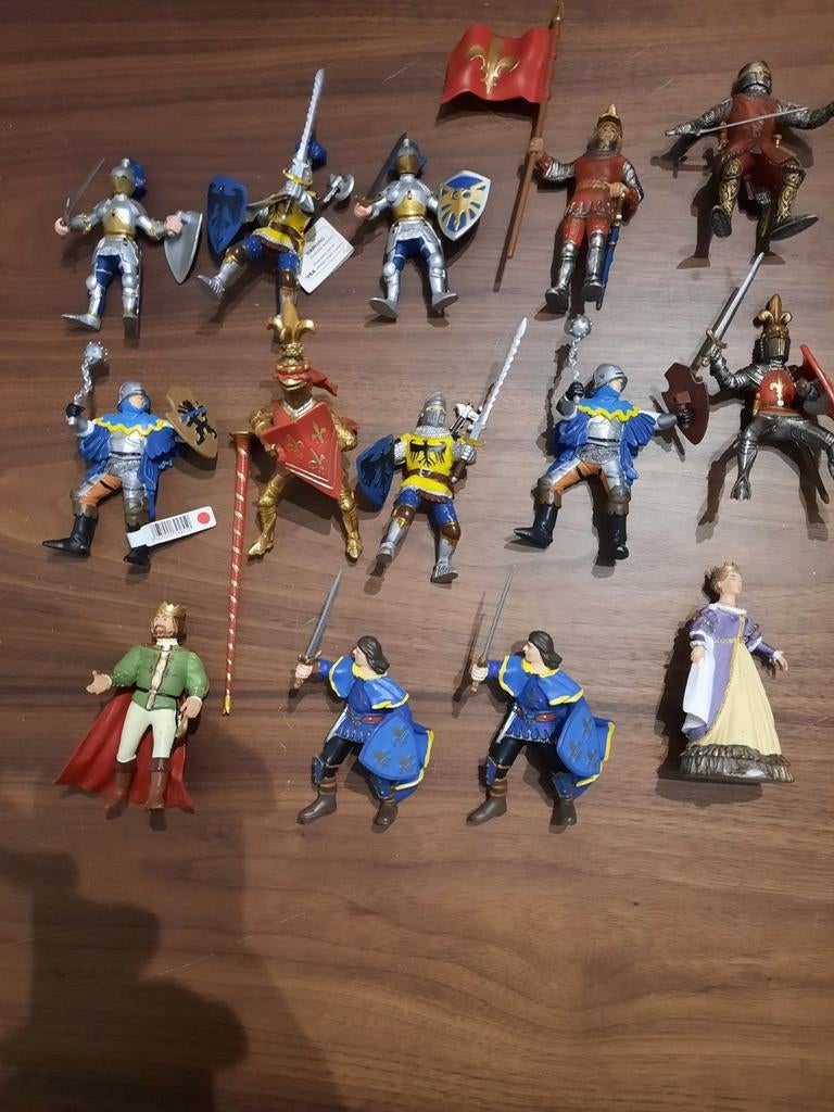 Figurines Papo & Figurines Schleich, Enlèvement ou Envoi, Utilisé