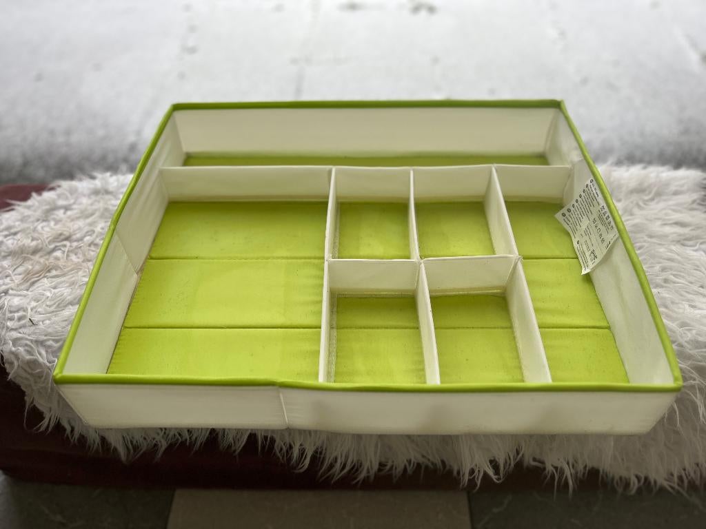 Lade organizer, Enlèvement, Utilisé