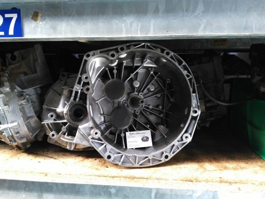 Gereviseerde versnellingsbak Pk6 020  Opel Vivaro 2.5DTI, Enlèvement ou Envoi, Révisé, Renault