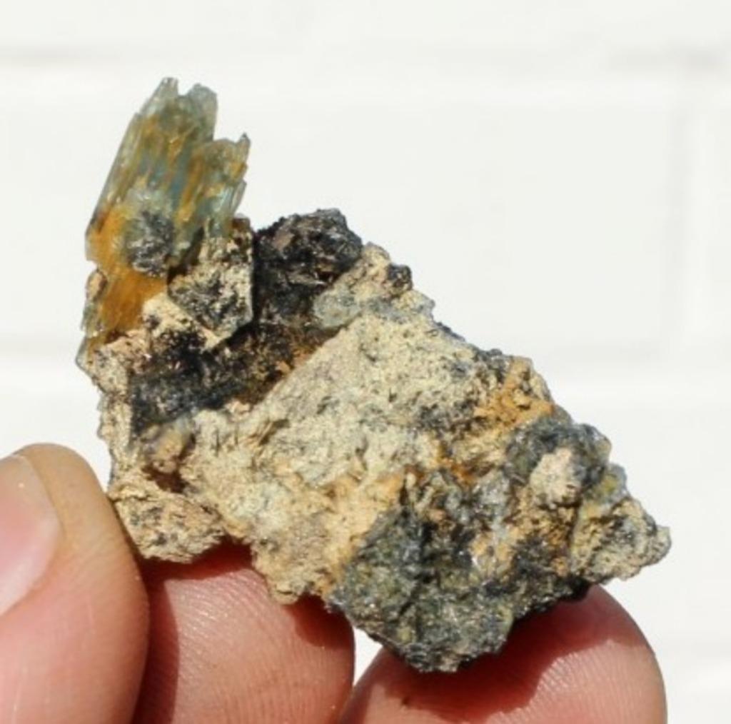 TOURMALINE à l'AIGUE-MARINE d'Erongo en NAMIBIE, Enlèvement ou Envoi, Minéral