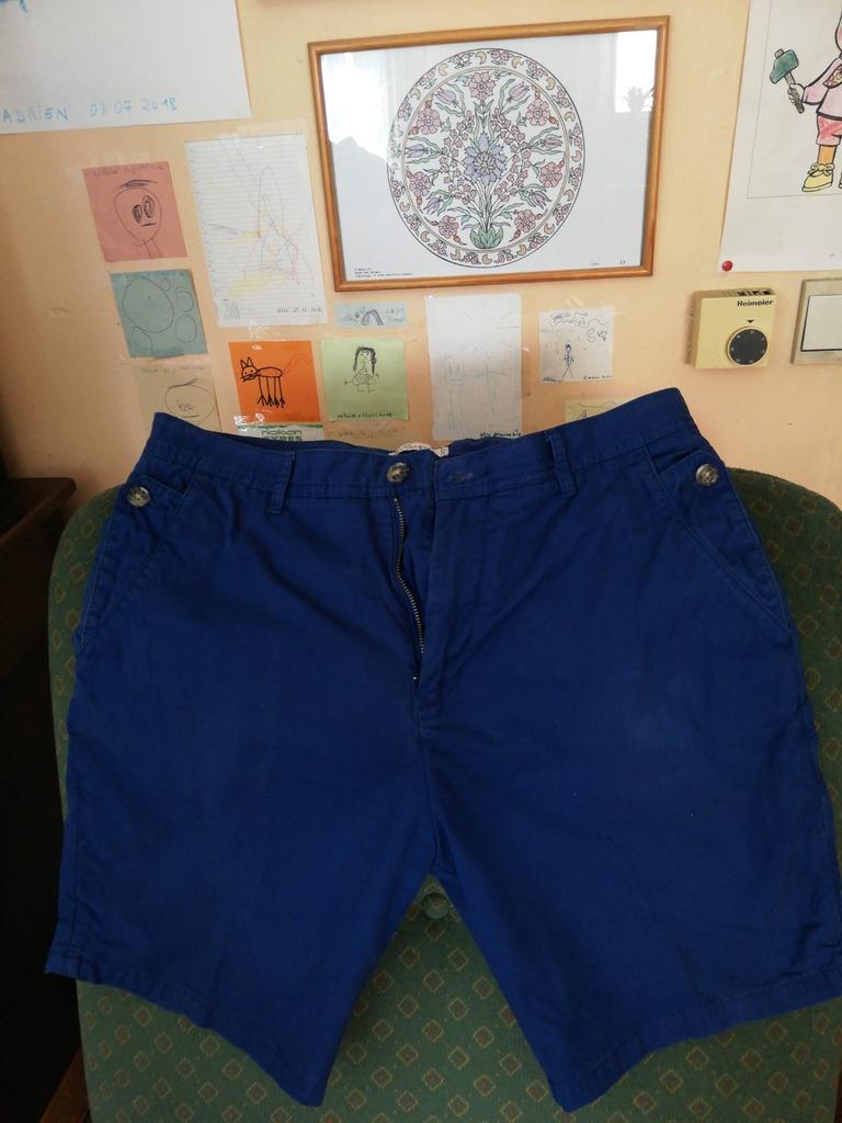 Short homme Esprit. Taille M., Enlèvement ou Envoi, Comme neuf