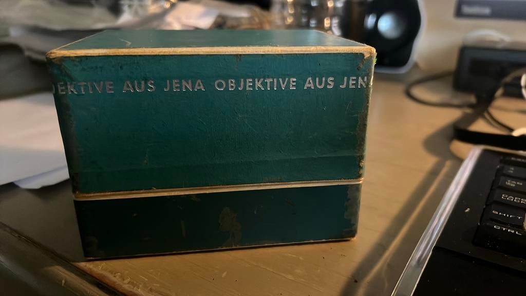 Carl Zeiss Jena Cardnar lens, Enlèvement