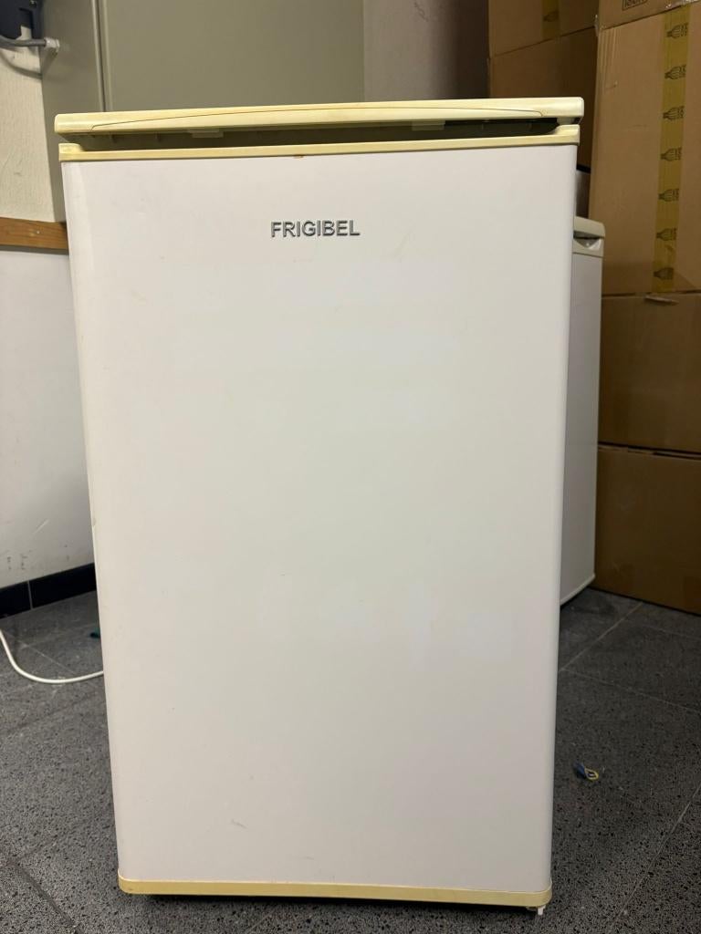 Frigo + vriezer te koop - Frigibel koelkast, Electroménager, Réfrigérateurs & Frigos, Avec compartiment congélateur, Enlèvement