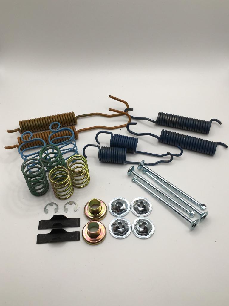 Te koop Verenset remschoenen chevrolet c20 c30 k20 k30 g30, Auto-onderdelen, Ophalen of Verzenden, Nieuw, Chevrolet