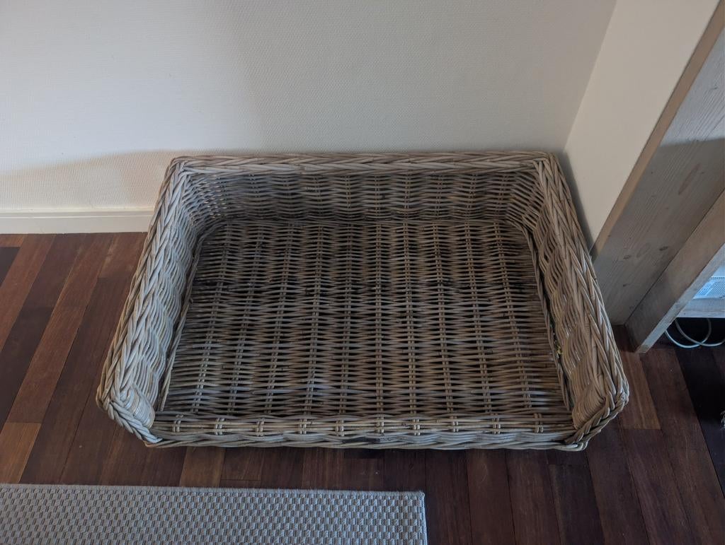 Panier en osier XXL pour chiens, Enlèvement, Comme neuf